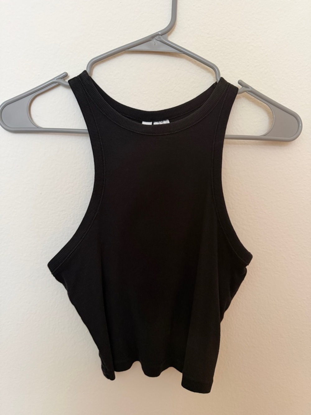 H&M Black Ribbed High-Neck Crop Tank